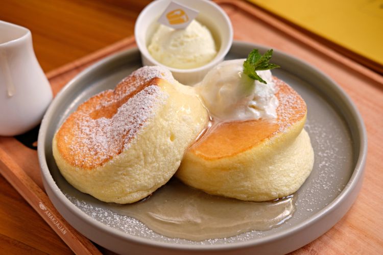 Japanese pancakes b